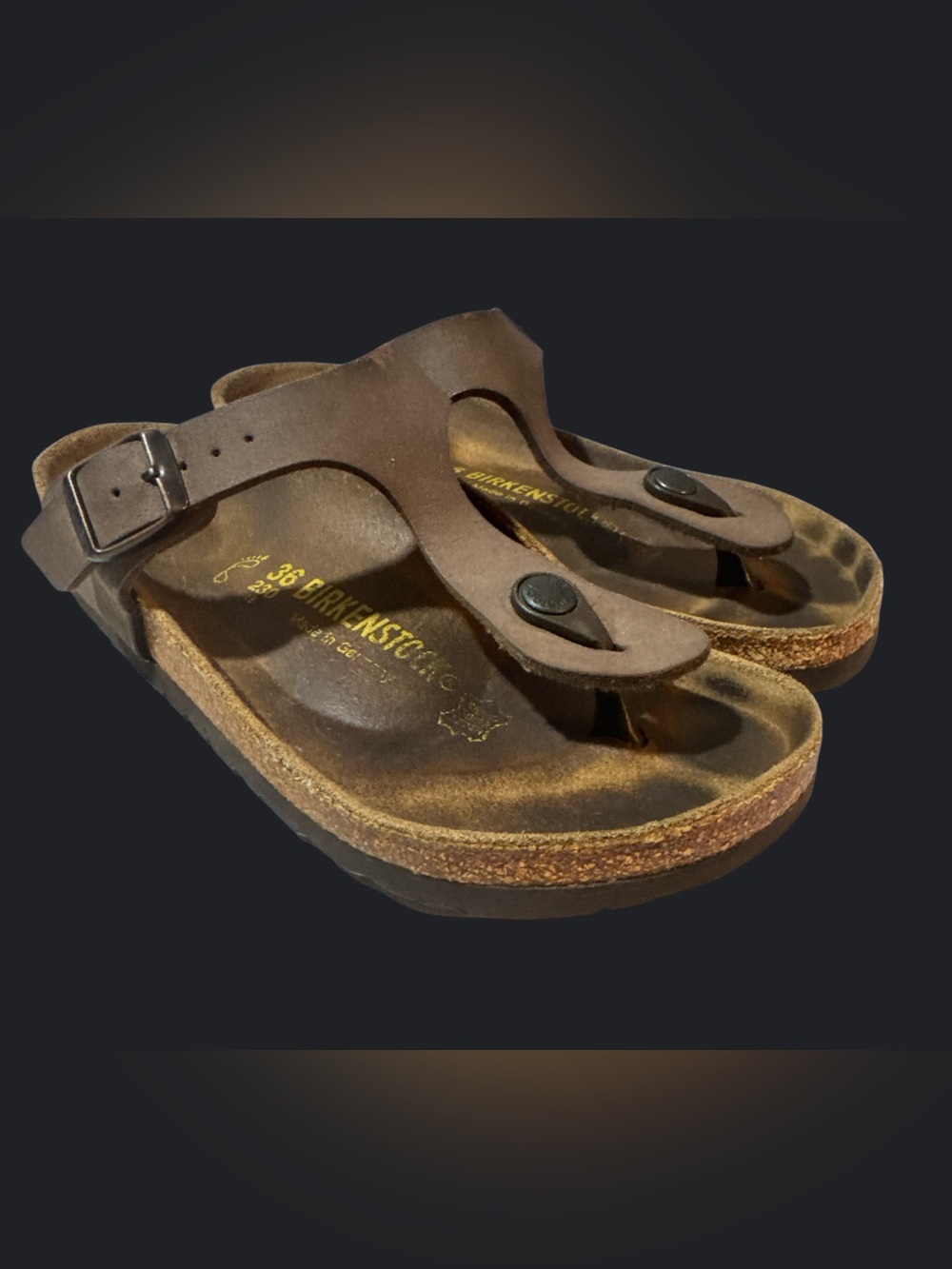 Birkenstock Gizeh Women’s Thong Sandal Leather Cork brown 
Sz 36, 5